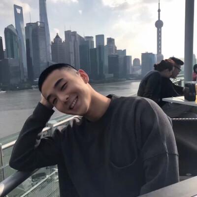 寸头男生头像_寸头男生头像怎么样?2025最in发型! 寸头男生头像_寸头男生头像怎么样?2025最in发型!